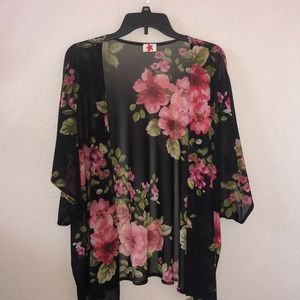 Floral kimono/cardigan